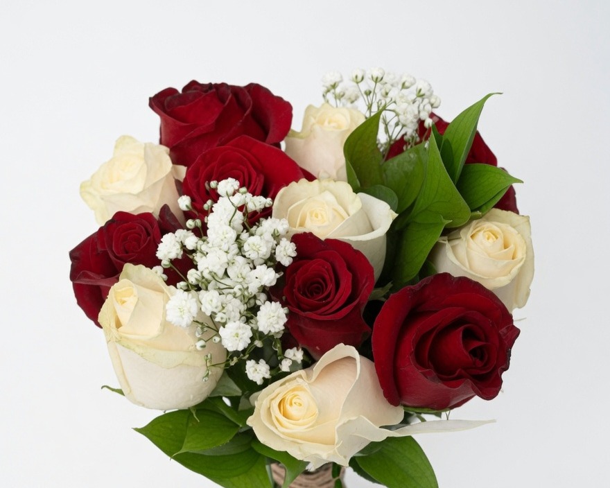 ROSE BQ DOZEN RAINBOW